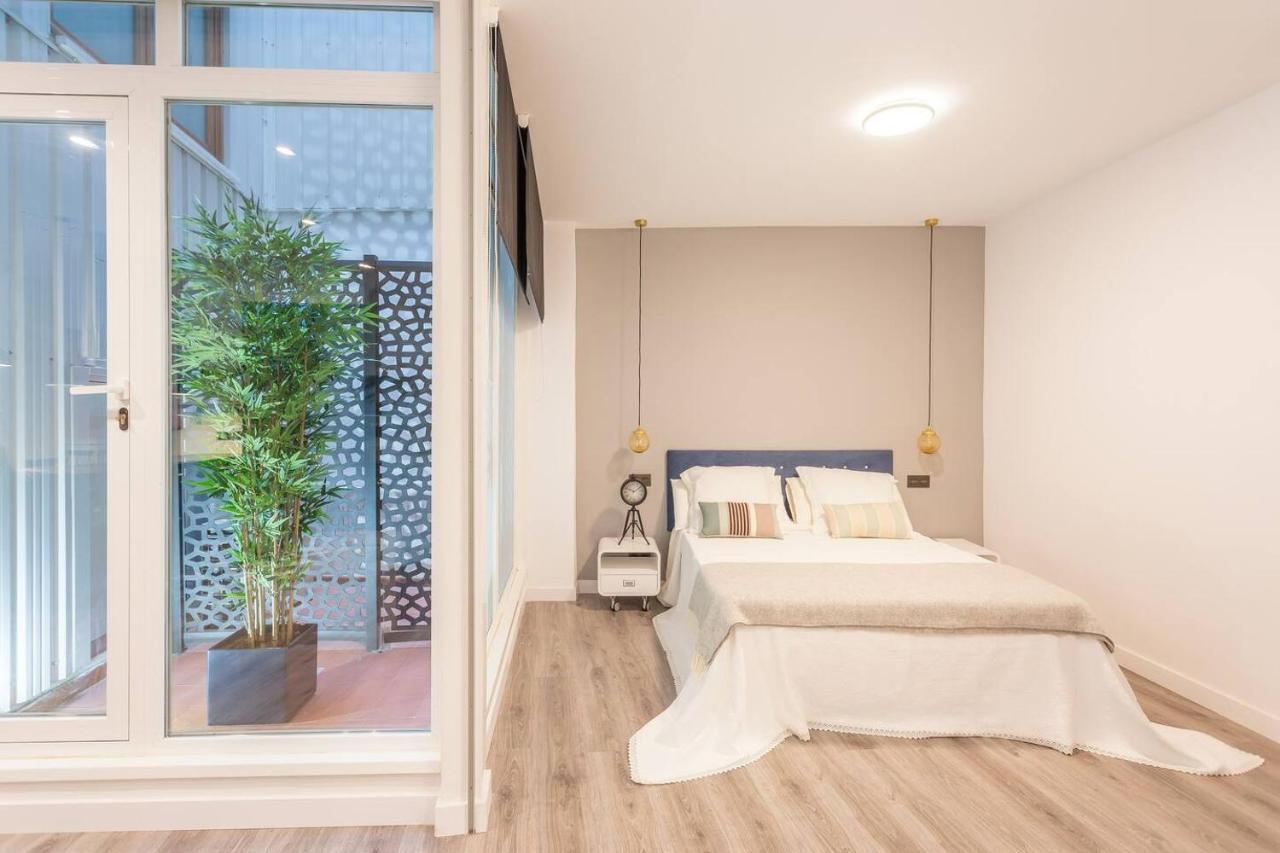 Large And Vanguardist- 2Bd 2Bth- Las Letras Madrid Eksteriør bilde